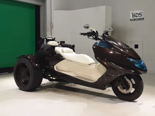 Yamaha MAXAM TRIKE  с аукциона в Японии