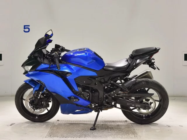 Kawasaki ZX-4R SE  с аукциона в Японии