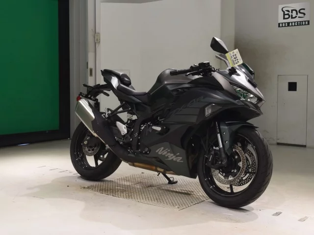 Kawasaki ZX-4R SE  с аукциона в Японии