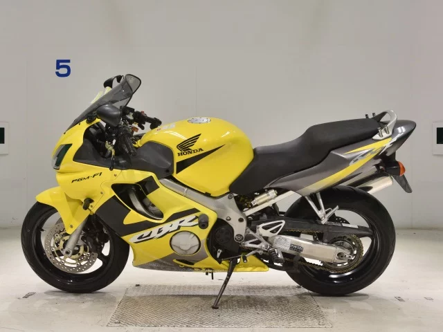 Honda CBR600F  с аукциона в Японии