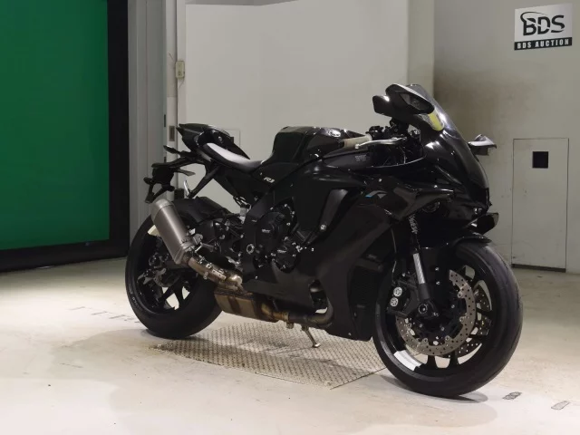 Yamaha YZF-R1  с аукциона в Японии