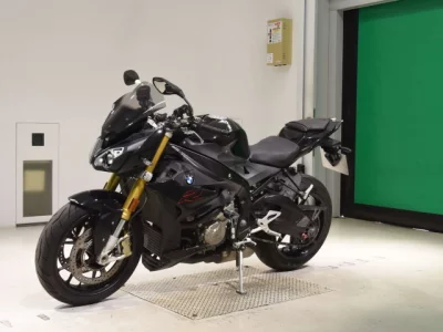 BMW BMW S1000R