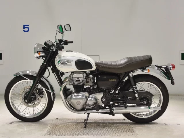 Kawasaki W650  с аукциона в Японии