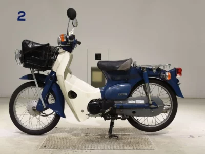 Мотоцикл из Японии Honda C50