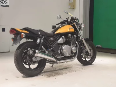 Kawasaki ZEPHYR1100