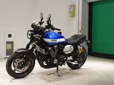 Yamaha XJR1300C