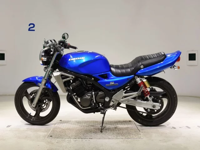 Kawasaki BALIUS250-2  с аукциона в Японии