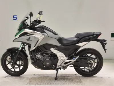 Мотоцикл из Японии Honda NC750X-3