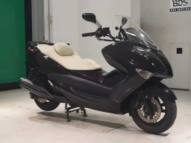 Yamaha MAJESTY 250-4  с аукциона в Японии