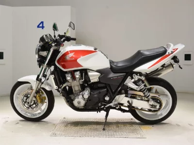 Honda CB1300SF
