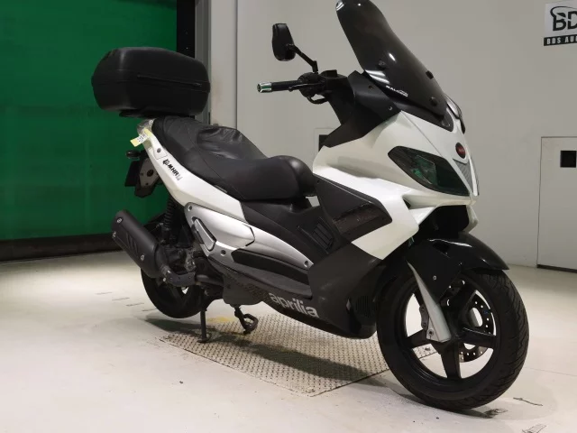 Aprilia APRILIA SR MAX 300  с аукциона в Японии