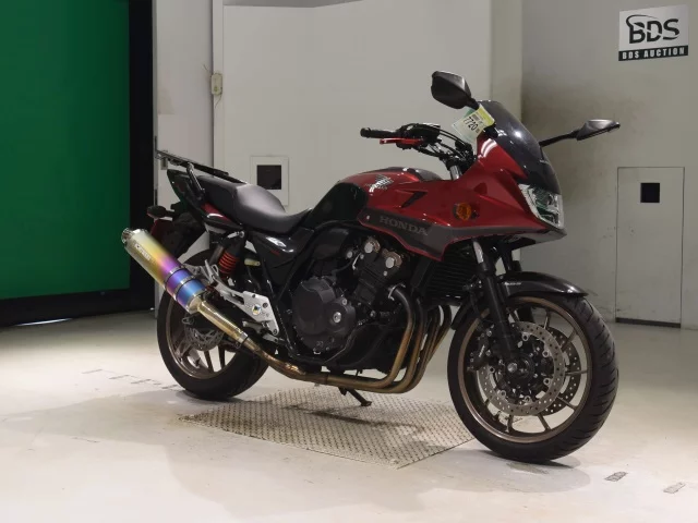 Honda CB400SFV-4 BOLDORABS  с аукциона в Японии