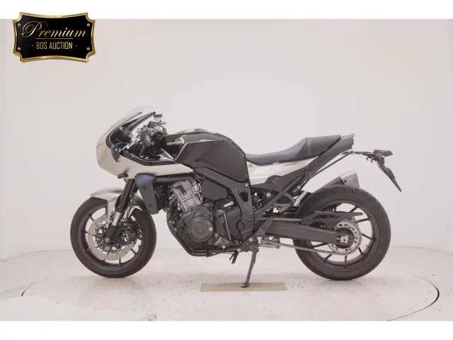 Honda HAWK11  с аукциона в Японии