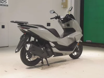 Honda PCX125-4