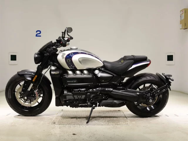 Triumph TRIUMPH  ROCKET III R  с аукциона в Японии