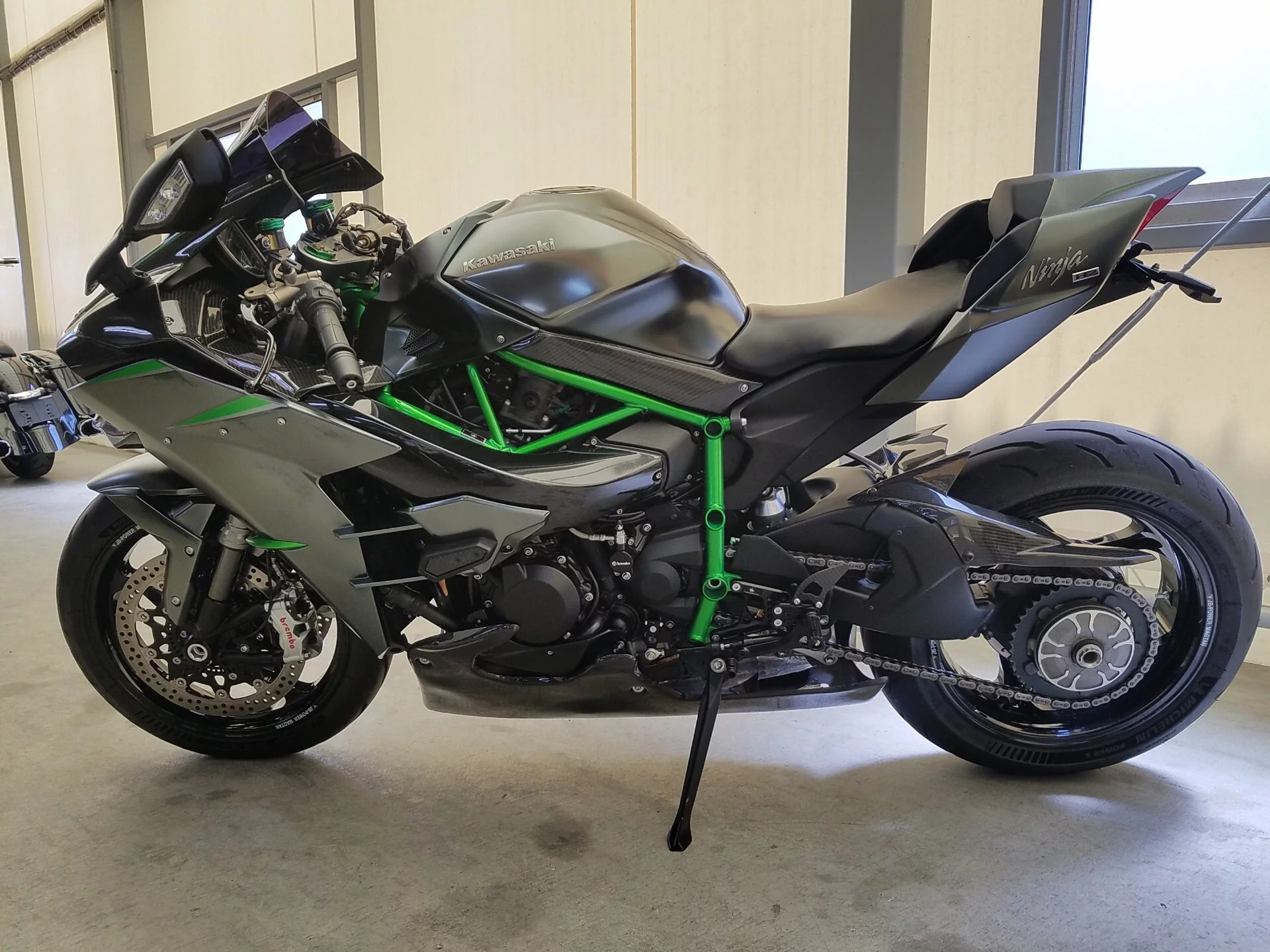 Kawasaki Ninja H2 CARBON  с аукциона в Японии