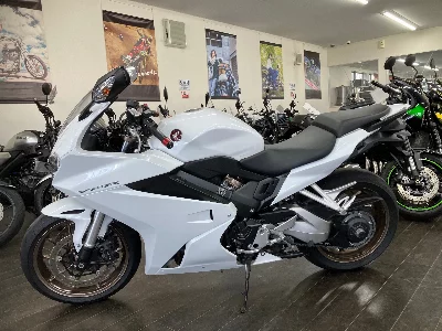 Honda VFR800F