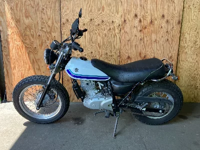 Honda HAWK11
