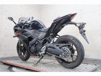 Yamaha YZF-R25