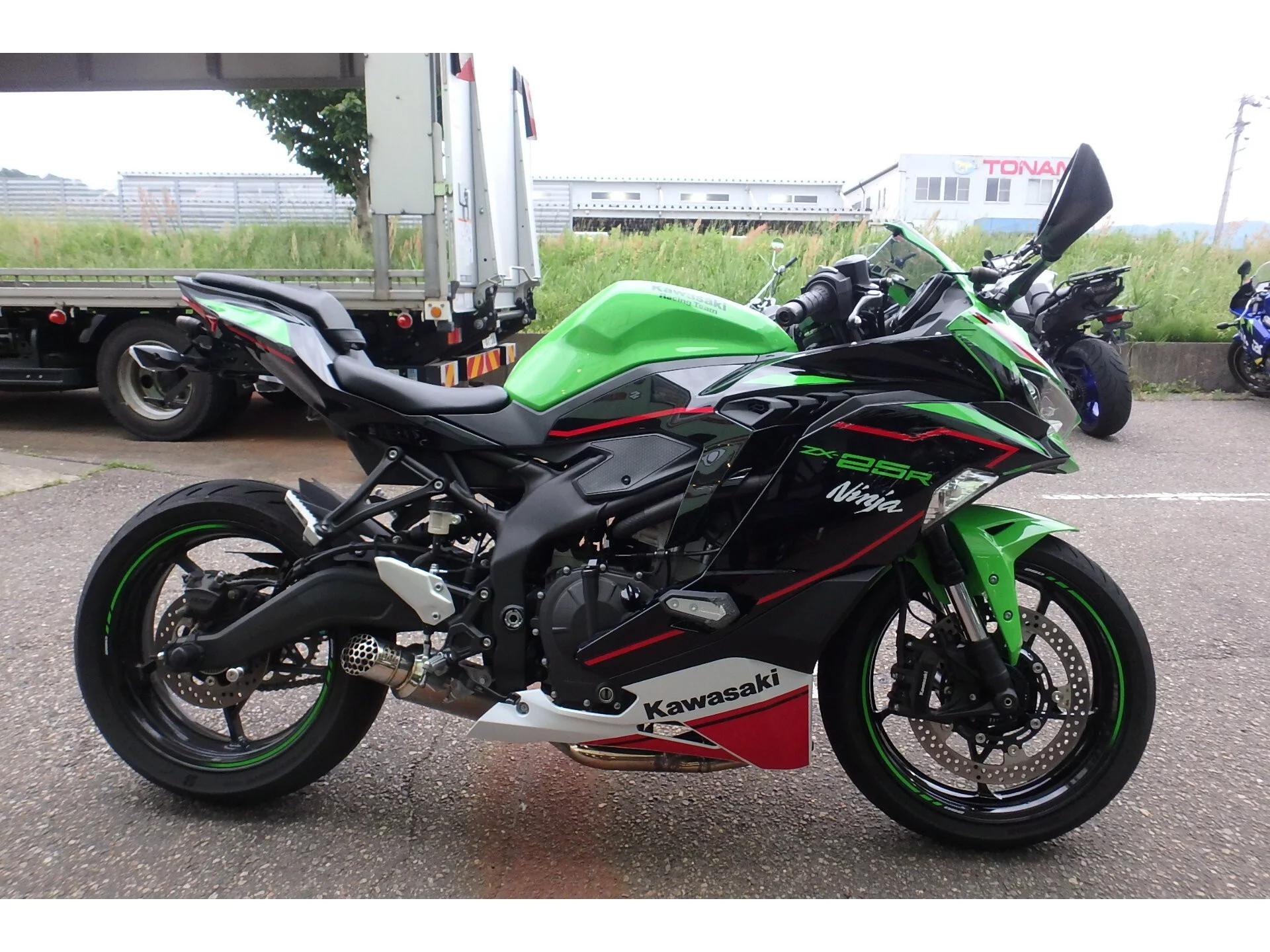 Kawasaki NINJA ZX-25R KRT ED  с аукциона в Японии
