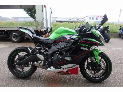 Kawasaki NINJA ZX-25R KRT ED
