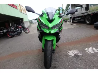 Kawasaki NINJA ZX-25R KRT ED