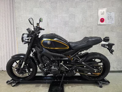 Yamaha XSR900