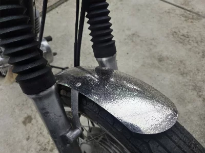 Yamaha SR400-1
