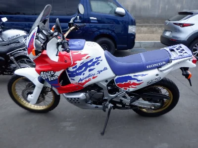 Honda AFRICA TWIN 750