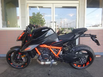 KTM KTM 1290 SUPER DUKE-R