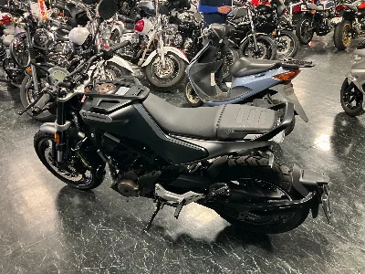 Other HUSQUARNA SVARTPILEN250