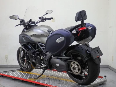 Ducati  DUCATI  DIAVEL STRADA