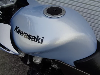 Kawasaki ZR-7S с аукционов Японии