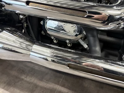 Harley-Davidson  HARLEY FLFBS