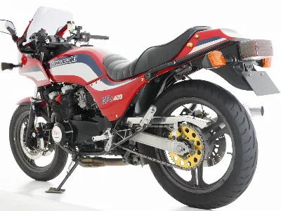 Kawasaki GPZ400