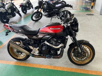 Kawasaki Z900RS