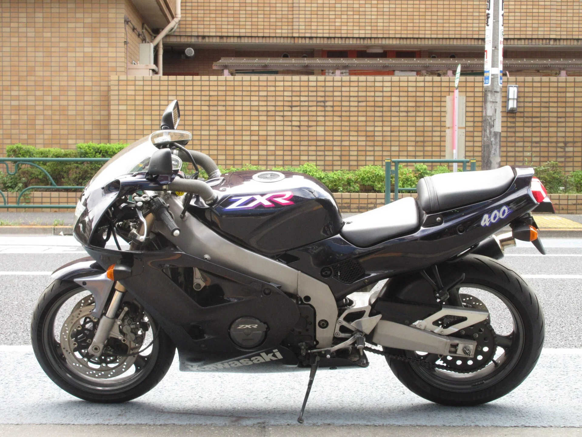Kawasaki ZXR400  с аукциона в Японии