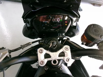 Triumph  TRIUMPH  STREET  TRIPLE RS