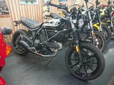 Ducati  DUCATI  SCRAMBLER SIXTY2