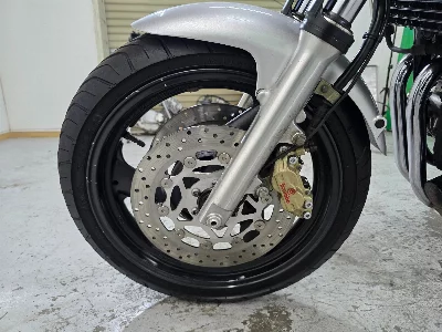 Yamaha XJR400