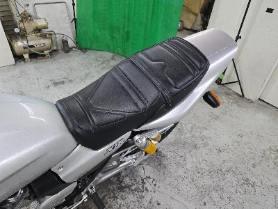 Yamaha XJR400