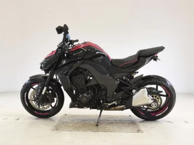 Kawasaki Z1000-5A
