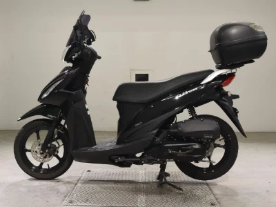 Suzuki ADDRESS110-2