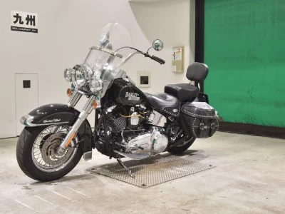 Harley-Davidson HARLEY FLSTC1580