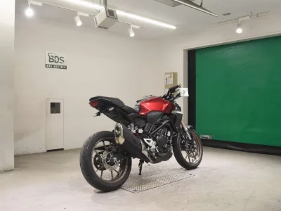 Honda CB250RA