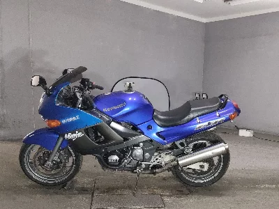Kawasaki ZZR400