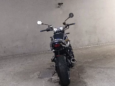 Kawasaki Z900RS