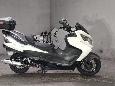 Suzuki SKYWAVE 250