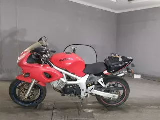 Suzuki SV400S