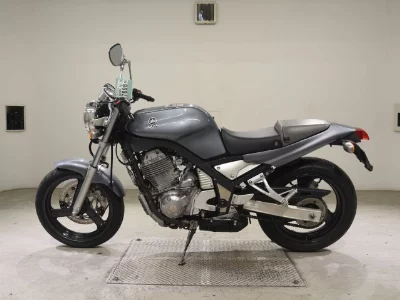 Yamaha SRX400-4